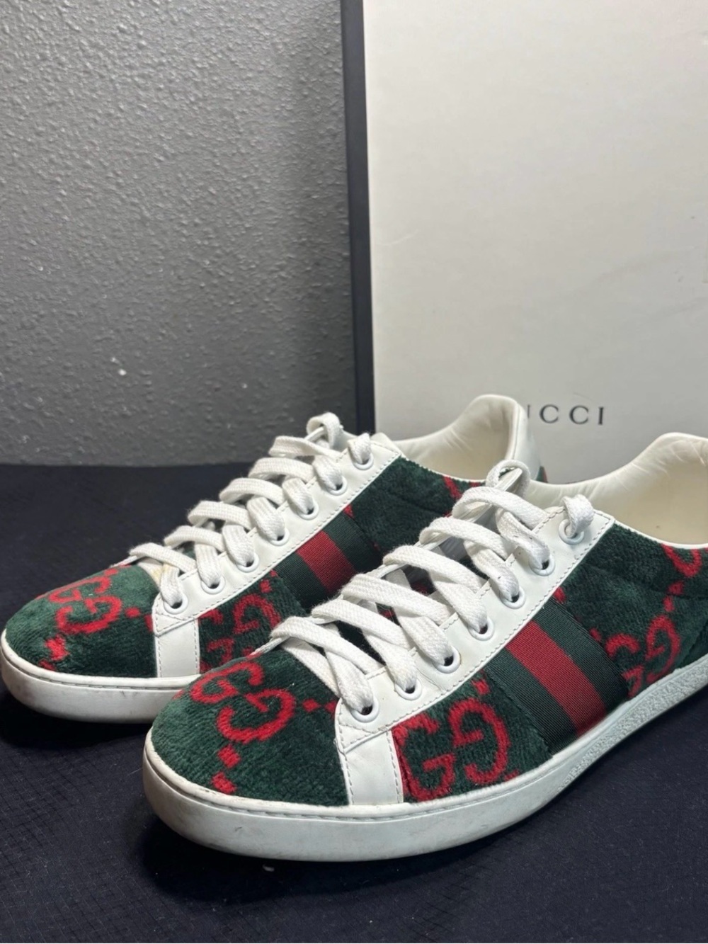 Size 7.5B- Gucci Ace GG Leather Velvet Logo Sneakers Lightly Worn/Retail $750!